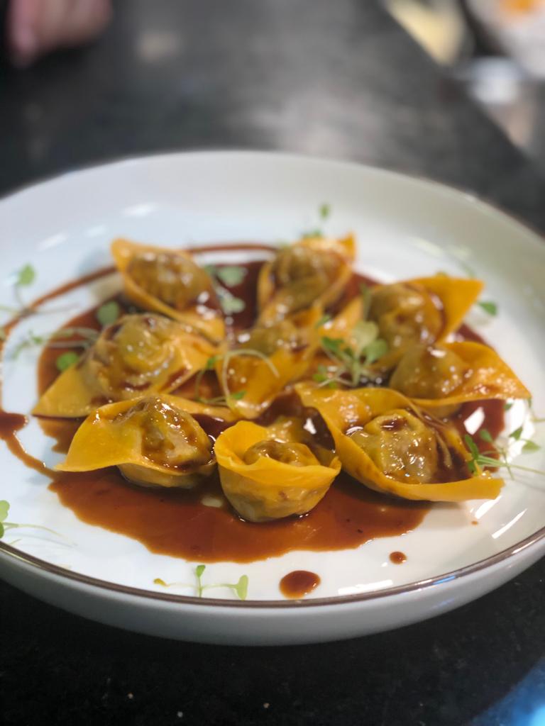 Tortelloni-recheado-com-ragu-de-cordeiro-assado-em-molho-próprio