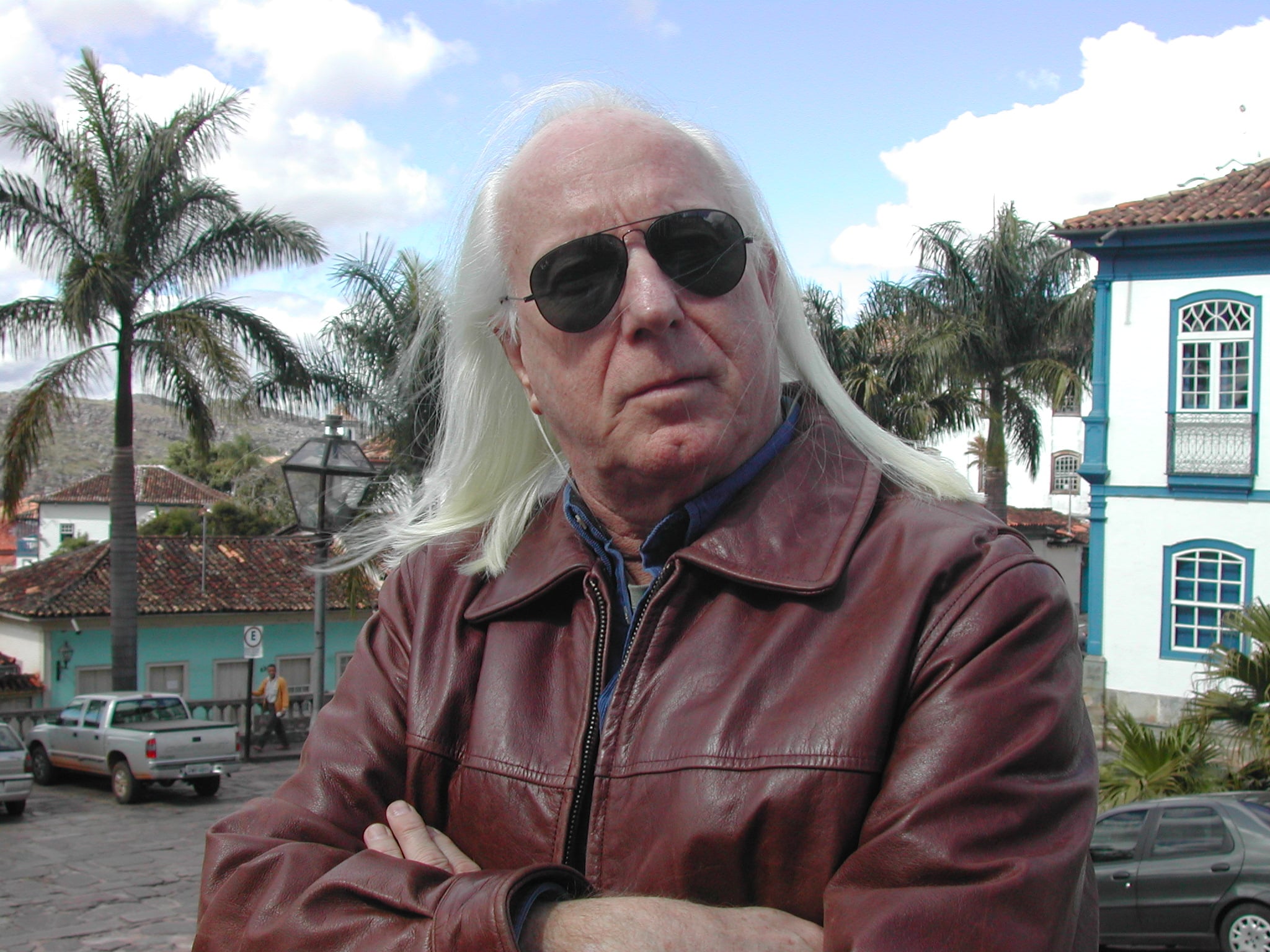 Cineasta “curitibano” Sylvio Back é Doutor Honoris Causa pela Universidade Federal de Santa Catarina