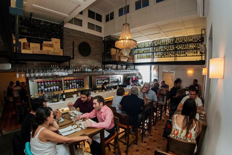 A capital chilena continua bonita, vibrante e com novidades na área gastronômica; confira na coluna de Raphael Zanette