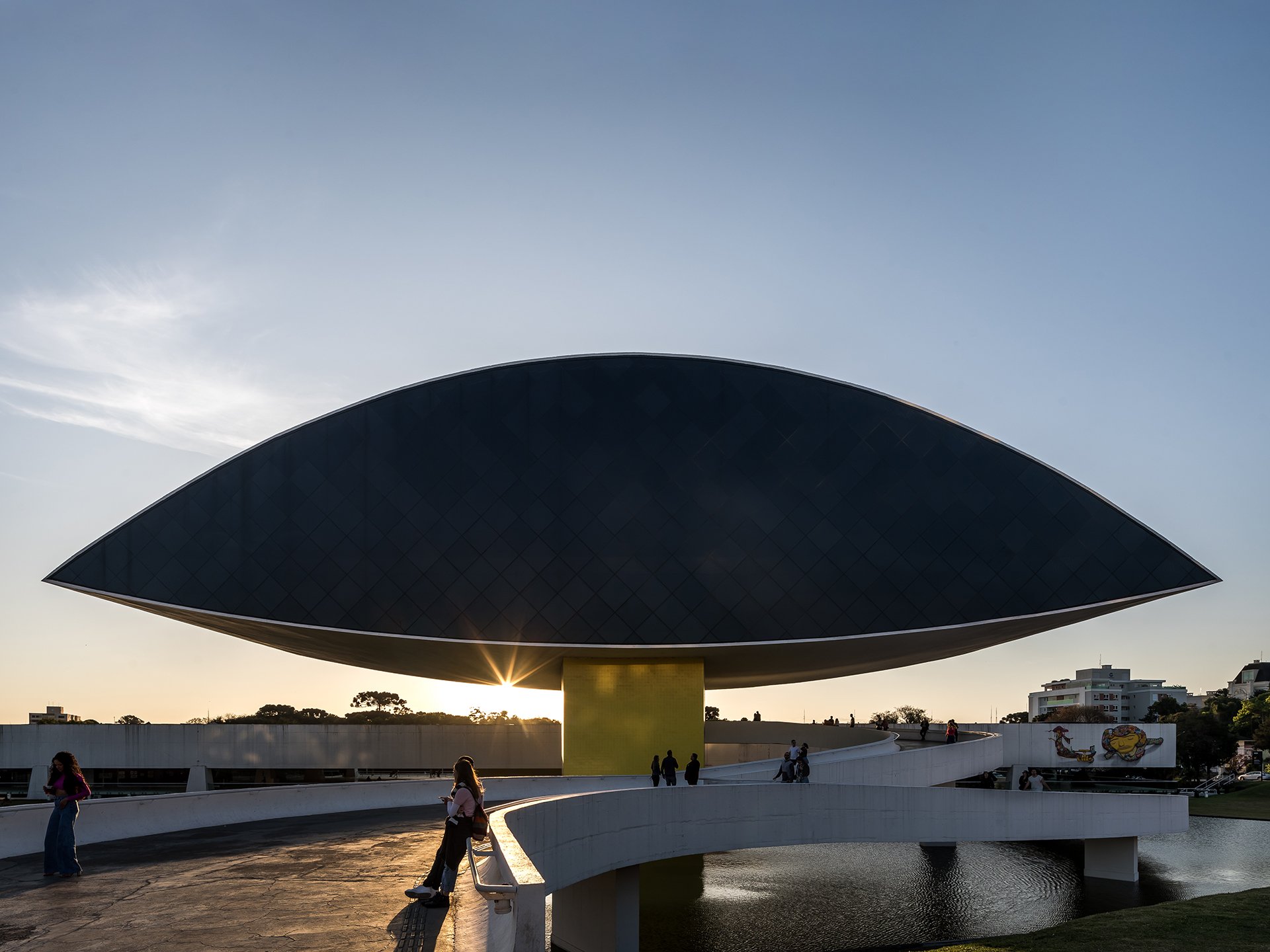 museu oscar niemeyer mon. foto eduardo macarios