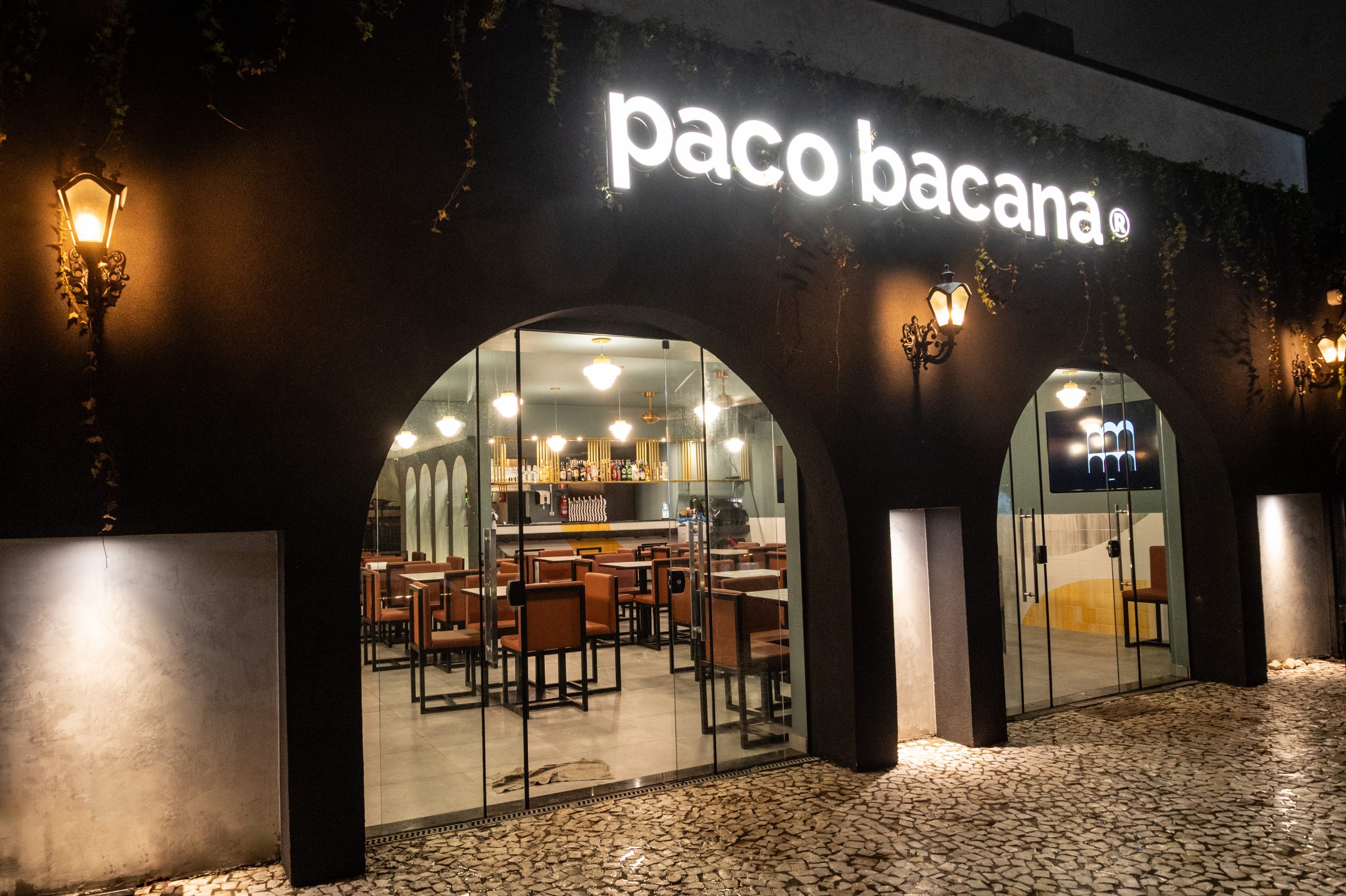 paco bacana 75