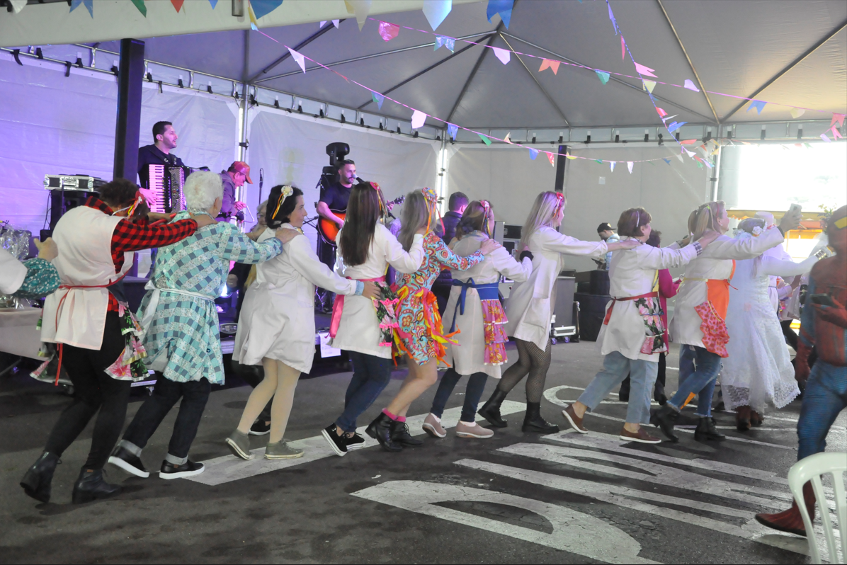 Rede Feminina de Combate ao Câncer do Hospital Erasto Gaertner realiza tradicional festa junina no próximo fim de semana