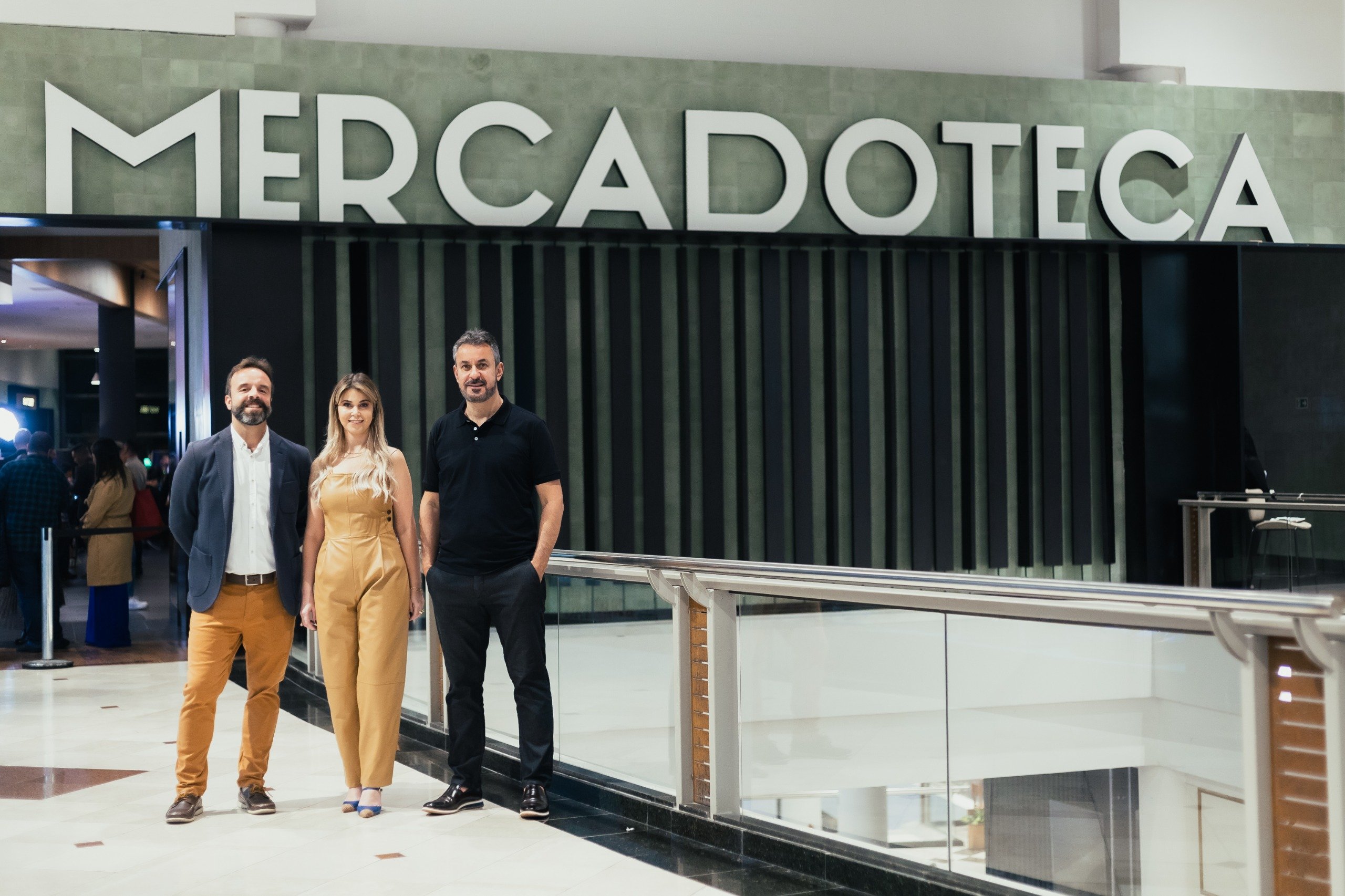 Mercadoteca Batel é inaugurada oficialmente e conta com 16 operações gastronômicas