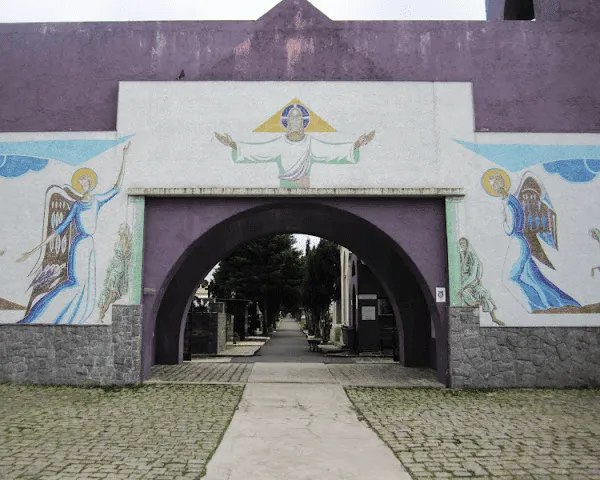 Dia de Finados conta com programação especial em cemitérios e concertos da Camerata Antiqua de Curitiba