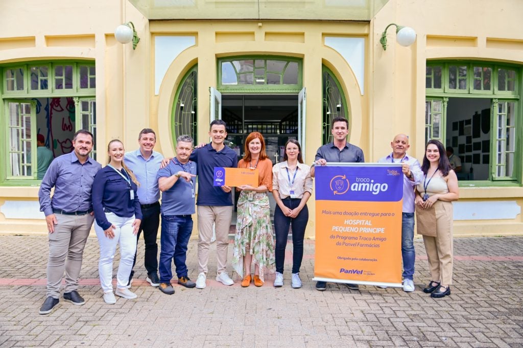 Entrega Troco Amigo Hospital Pequeno Príncipe Crédito Wynitow Butenas