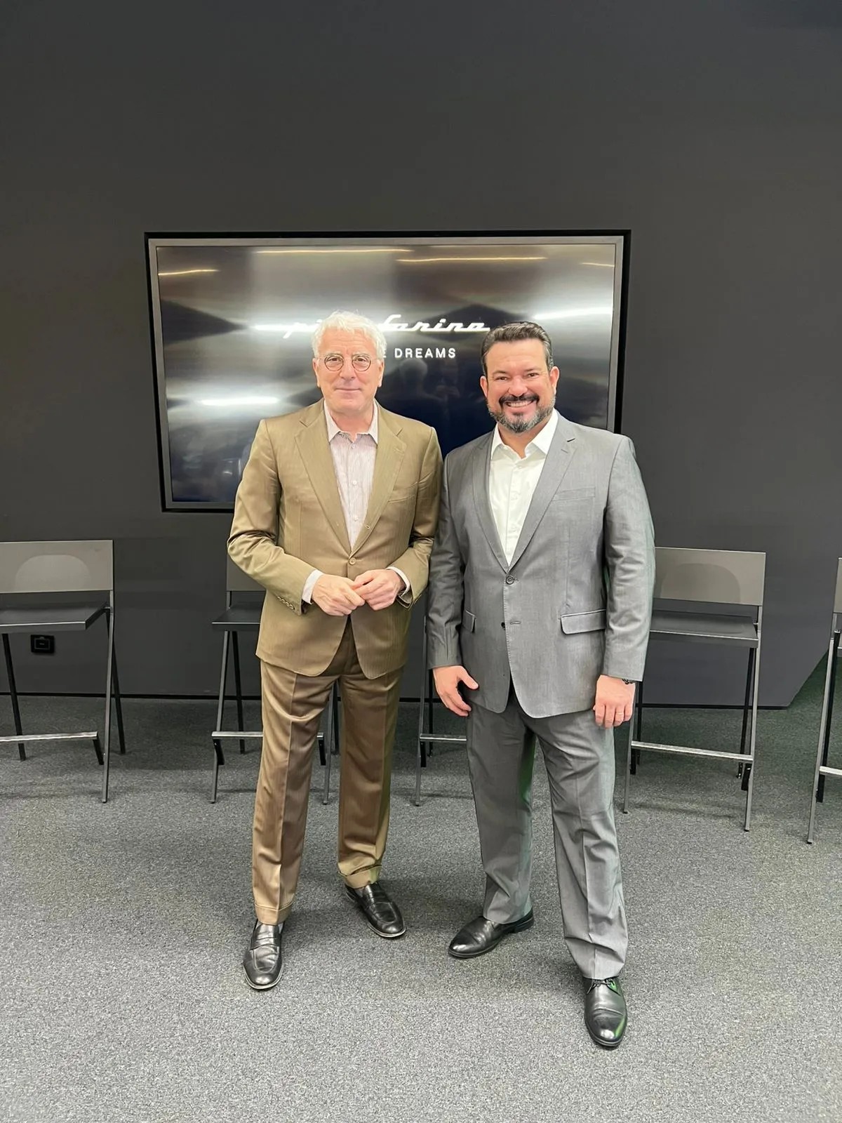 Silvio Pietro Angori CEO da Pininfarina e Luiz Gustavo Salvático, Diretor de Unidade de Negócio da Plaenge Curitiba (1)