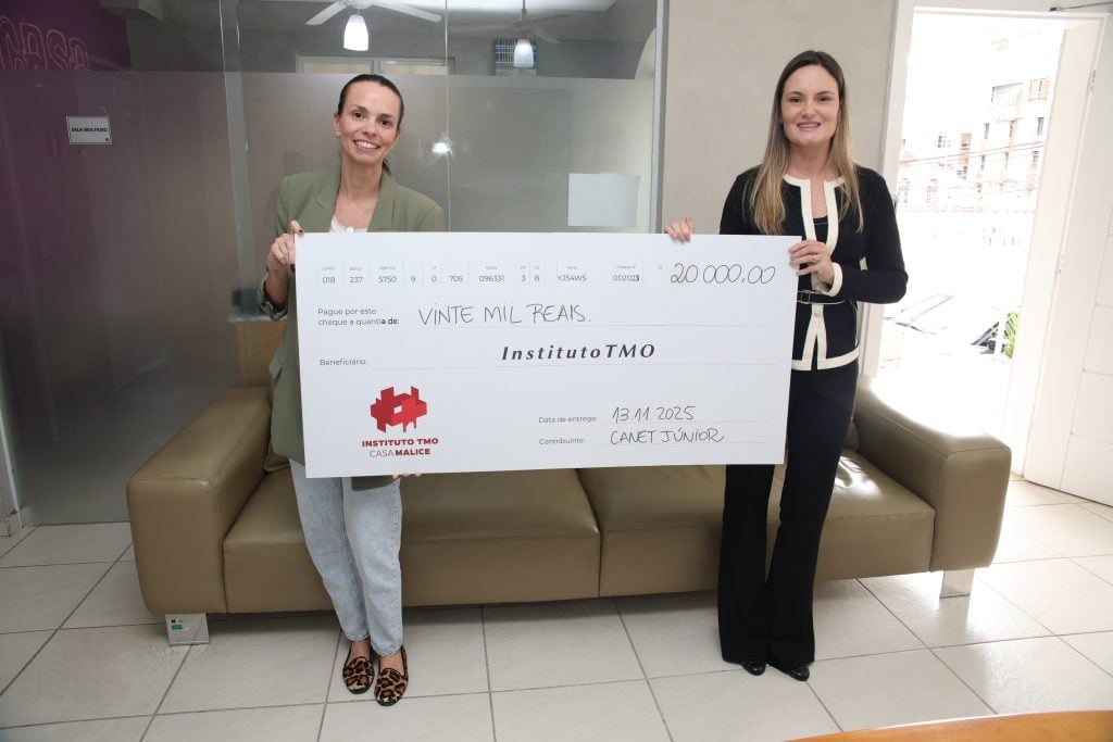 Foto doação Canet Júnior para Instituto TMO Crédito Jackson Mendes (1)