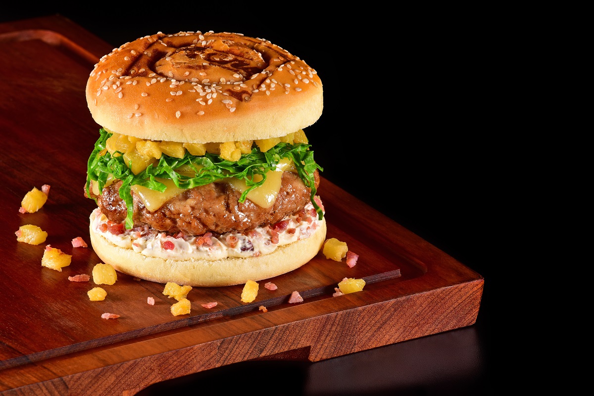 Fábrica Gourmet Hamburgueria tem o melhor hambúrguer de