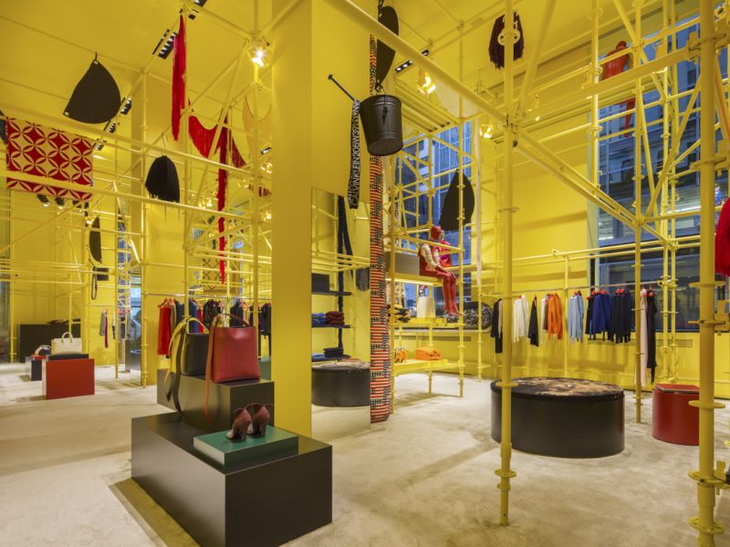 Calvin Klein reconfigura loja da Madison Avenue, em Nova York