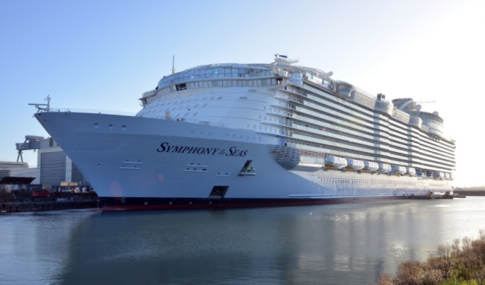 O maior navio de cruzeiros, "Symphony of the Seas" (Foto: Divulgação)