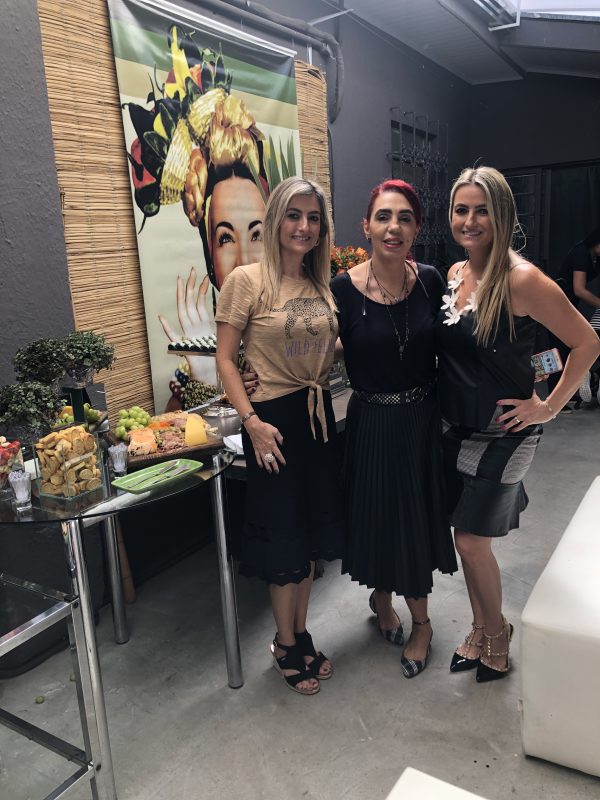 Isabela Formighieri, Viviane Kaled e Daniela Formighieri no coquetel em comemoração ao dia da mulher e lançamento de coleção na VK Soho