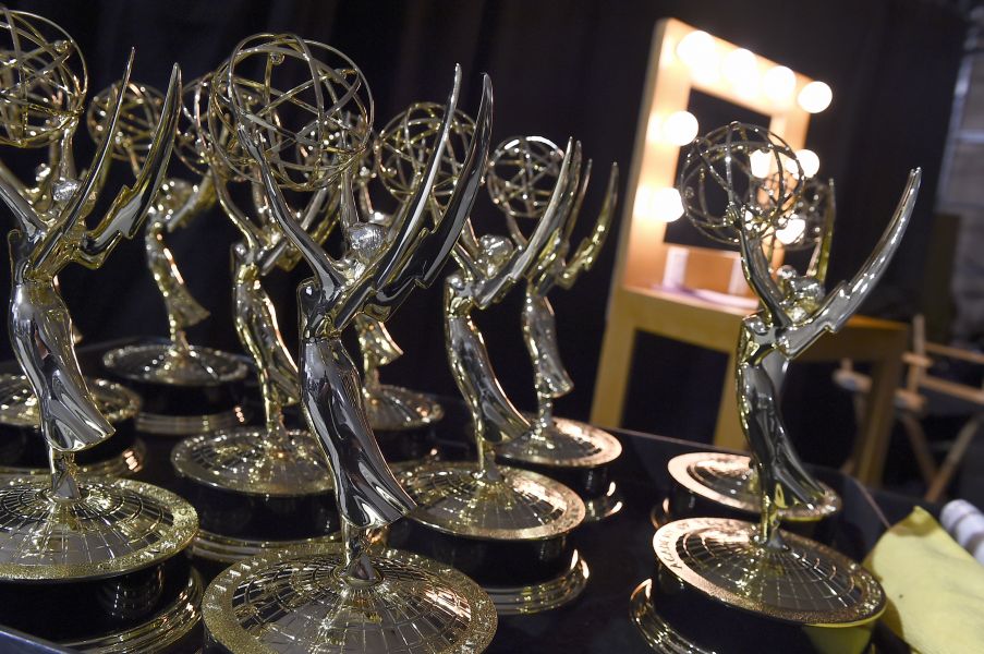 Emmy 2021: confira os looks dos famosos na premiação