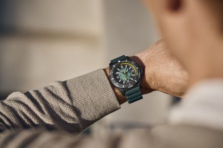 Relógio Masculino I.N.O.X. Professional Diver Titanium Victorinox