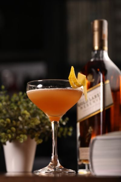 Affinity é o drink do Five Lounge que contém insumos como azeite balsâmico na mistura