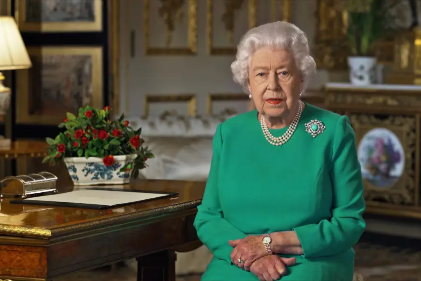 Rainha Elizabeth II morre aos 96 anos