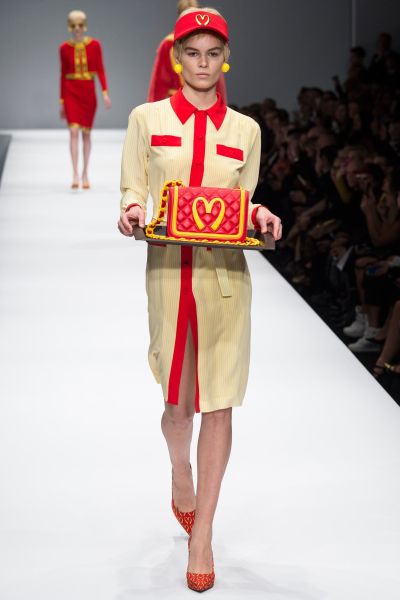 Coleção de Jeremy Scott para a Moschino, no outono/inverno 2014/2015