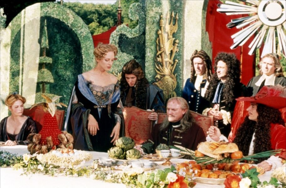 Vatel - Um Banquete Para o Rei é um filme de 2000 que demonstra a relação entre a moda e a gastronomia.