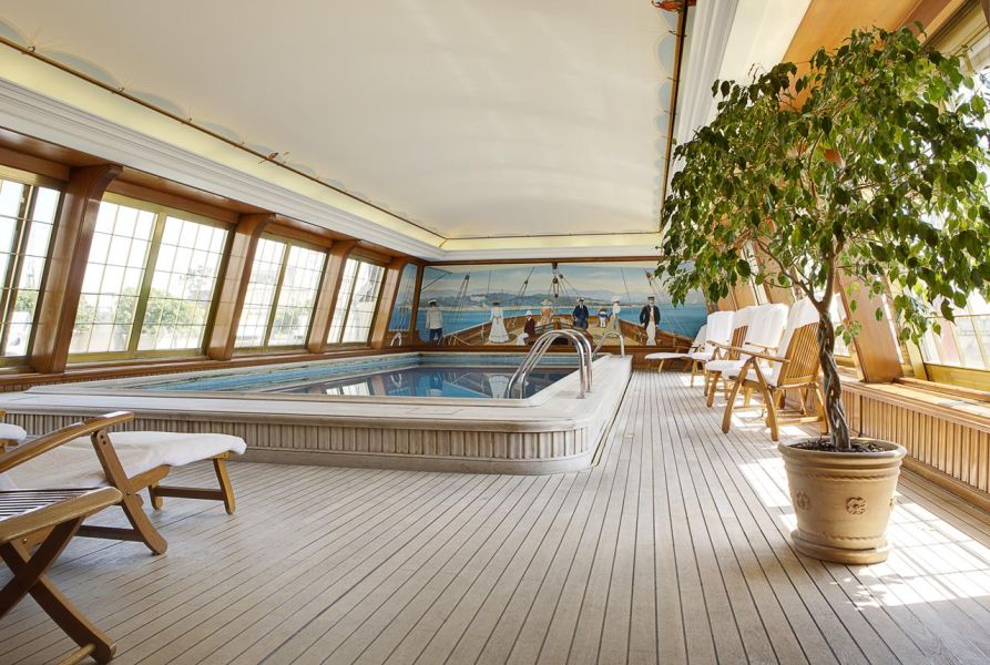 le-bristol-paris-an-oetker-collection-hotel_158837478443