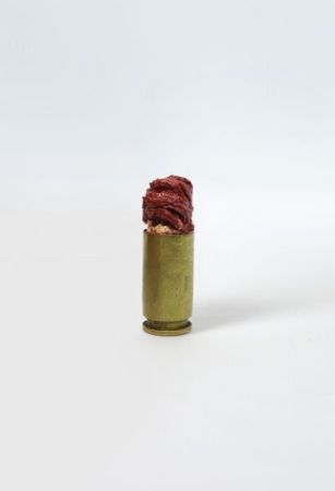  (Foto: André Baía) 0020_País bom de bala_1x3x1cm_2021