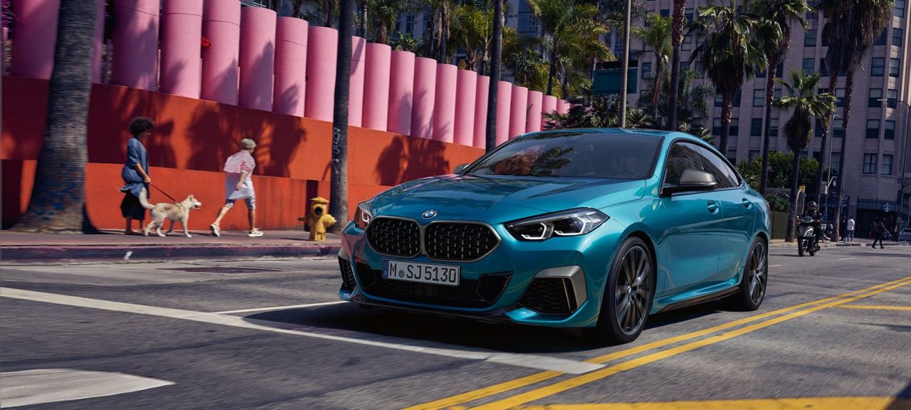 Modelo BMW 218i será sorteado entre clientes que consumirem acima de R$ 300 (Foto: divulgação)