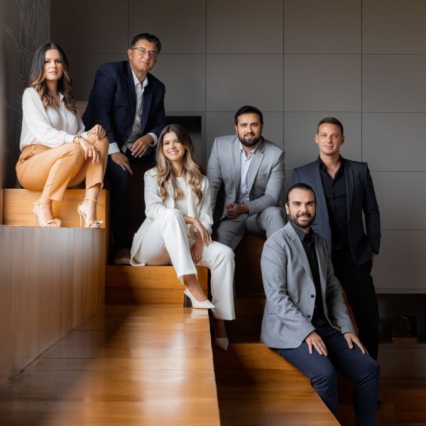 . A Vokkan é liderada por Roderjan Volaco, presidente; Mônica Volaco, vice-presidente e pelos diretores Jéssica Volaco, André Miranda, Júlio Kipper e Rafael Kirchner, todos sócios- proprietários