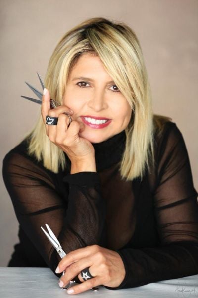 Isabel Cristina percorreu a Europa em busca de conhecimento sobre cabelos e visagismo.