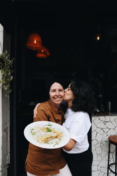 Rause Café e Vinho Mulher na cozinha sim, e na rua também - Por mais segurança e valorização do centro urbano (Massa Clássica de Crepes Francese), por Nina Ribas