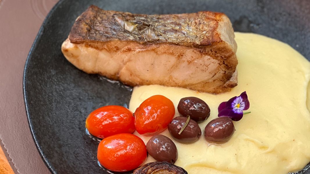 Jardim-Secreto-Menu-Secreto-RESTAURANTE-AO-AR-LIVRE-EM-CURITIBA-ROBALO