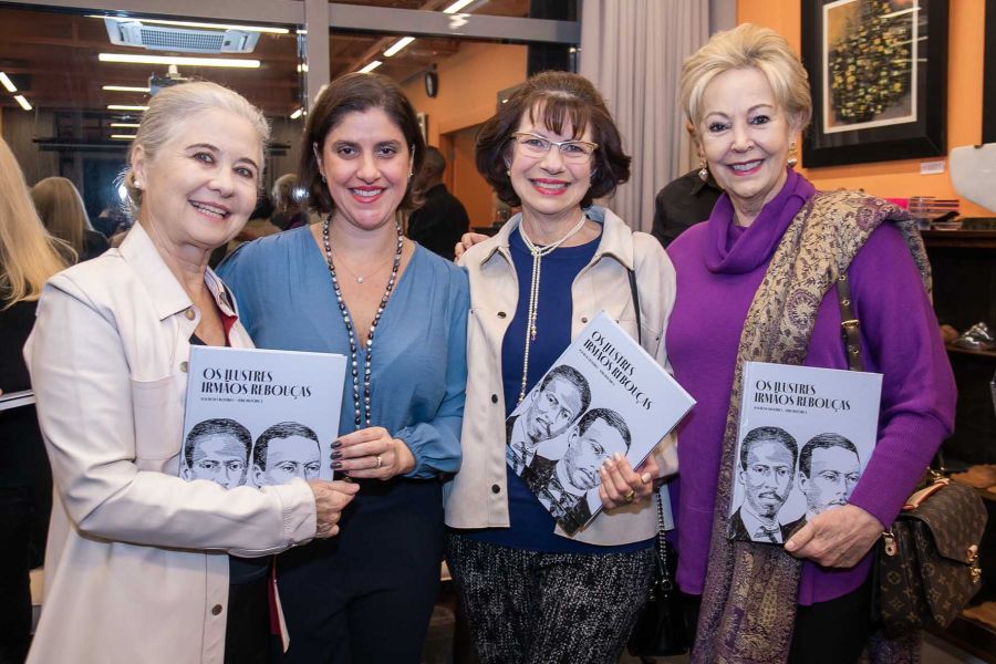 Carmem Lucia Canalli, Lucia Casillo Malucelli (diretora do Solar), Lorene Cabrial e Clarice Miranda Livro Irmaos Reboucas - Foto 1629 Marcelo Elias