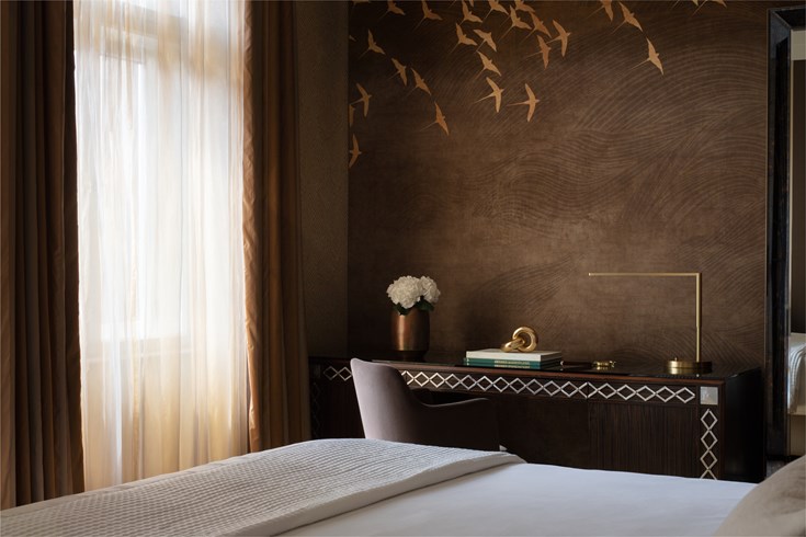 Anantara New York Palace Budapest Hotel Premier New Wing Bed Window Desk