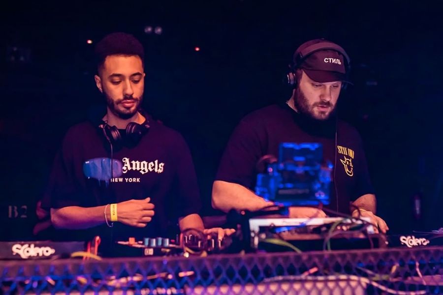 DJs Caok e Thariel - foto Cassiano Vargas