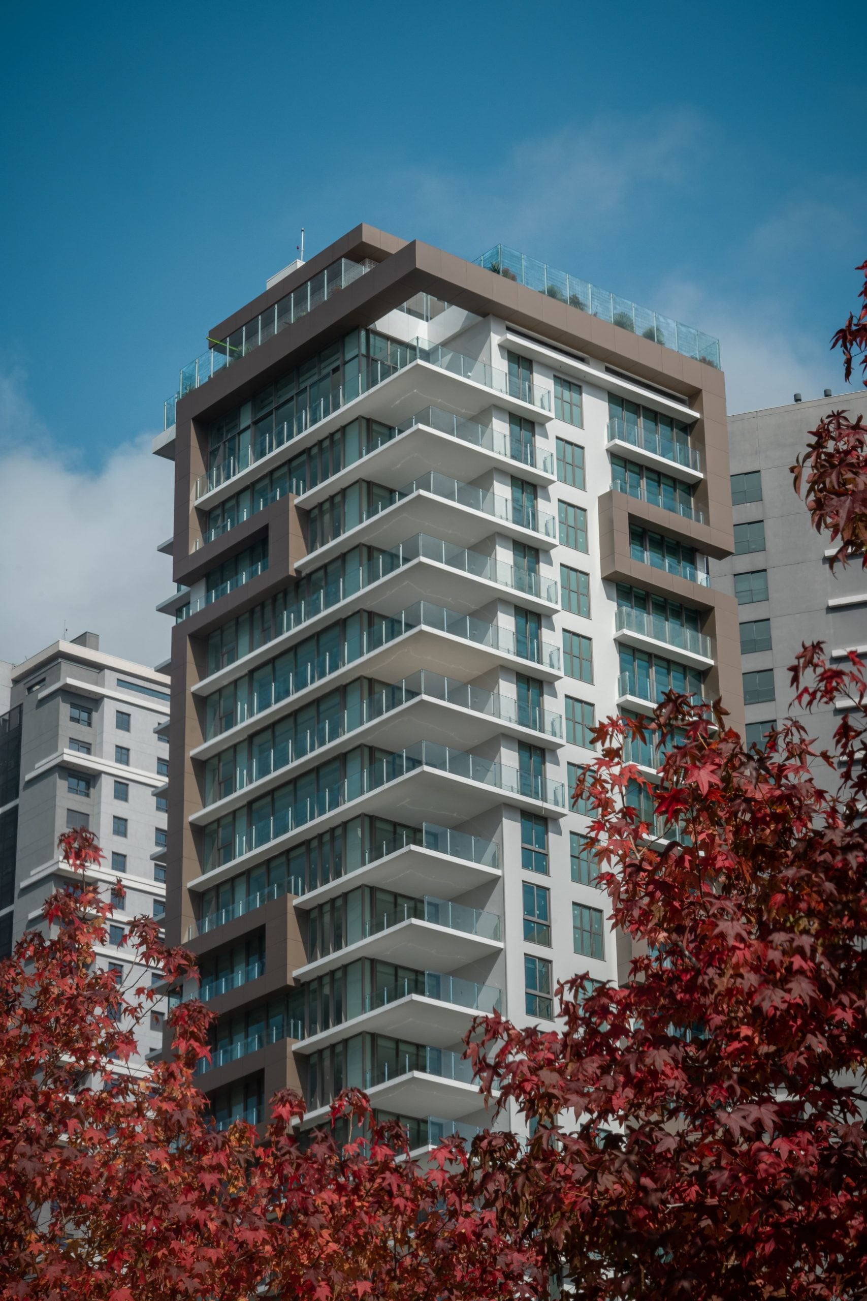 4 - Seventy Upper Mansion - Fachada 2 - Creditos-Lucyus Eduardo Ribas de Andrade