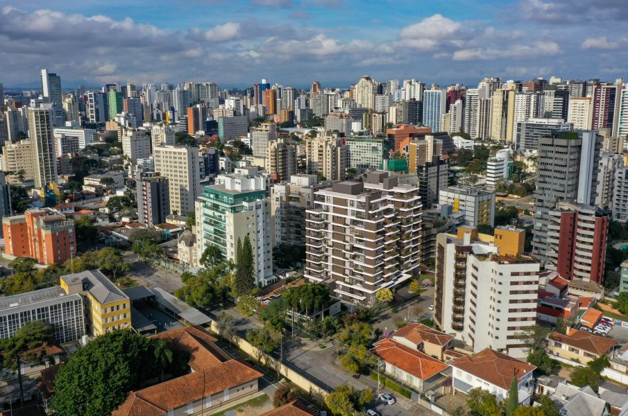 AYOSHII-AU-fotomontagem-dia-rev06