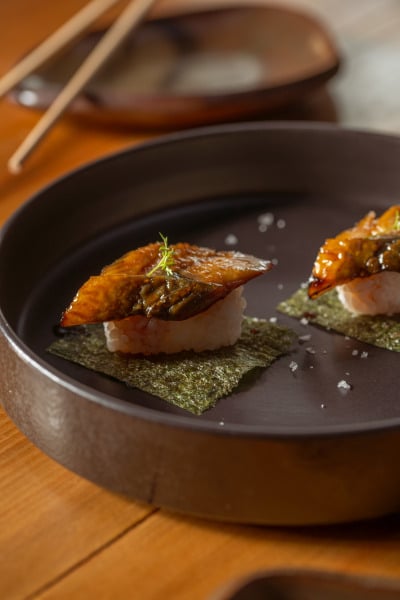 Nuu Nikkei - Unagui Kabayaki - por Jennyfer França