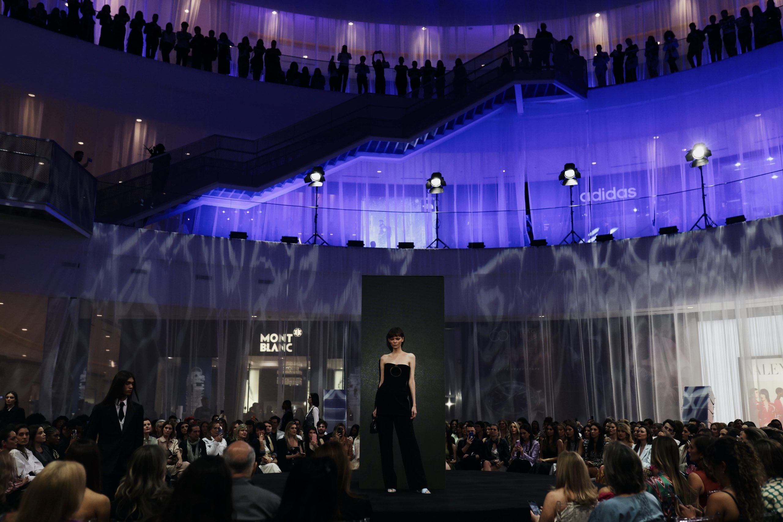 Processed with VSCO with a6 preset