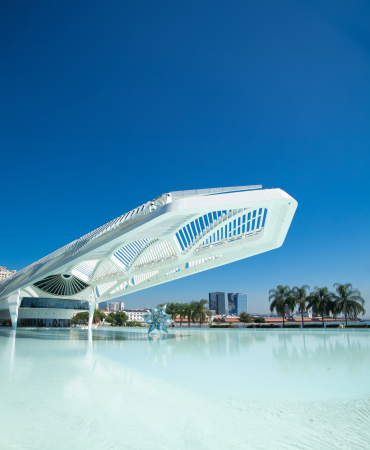 O Grupo está presente em grandes edificações no país. Uma delas é o Museu do Amanhã, projeto assina do pelo grande arquiteto Santiago Calatrava. (Foto: divulgação)