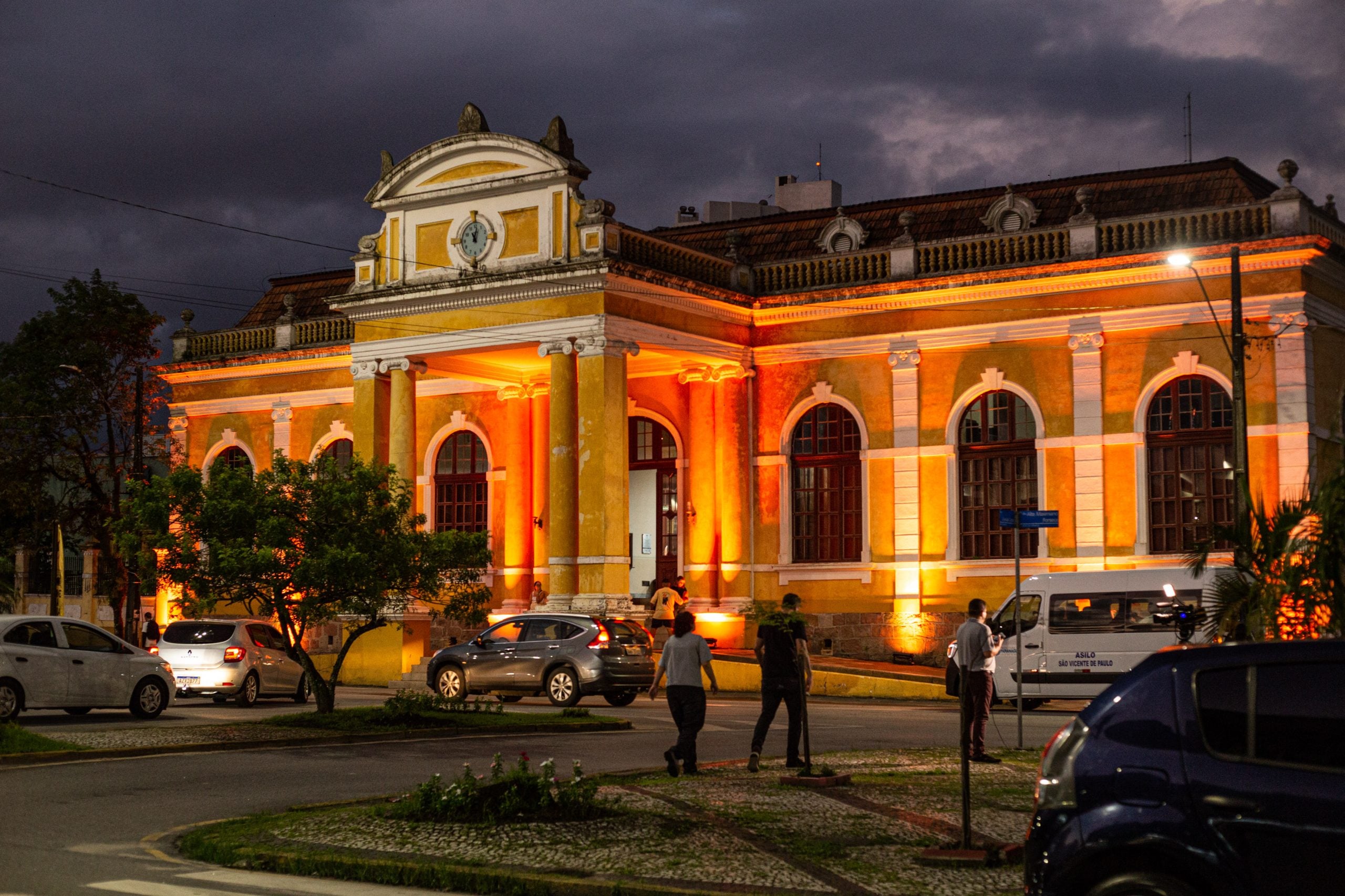 Sessões de cinema serão Estação Ferroviária e na Praia Tapiche (Foto: Rafael Damasceno)