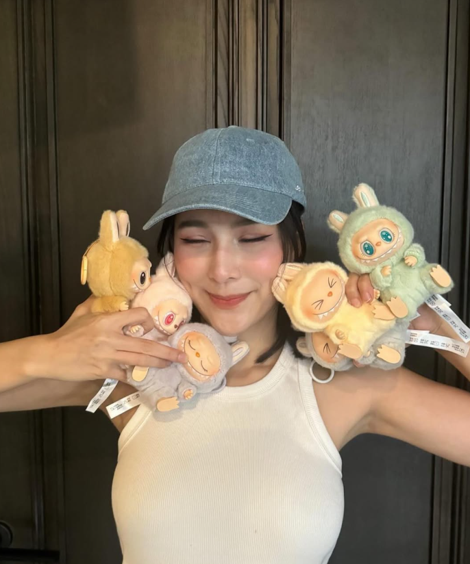 O Labubu está no mundo dos colecionáveis e da moda. (Foto: Instagram | @kasinglung)