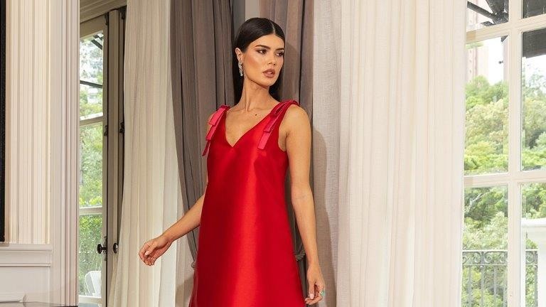 tecidos acetinados Modelagens_Dolps_Reprodução