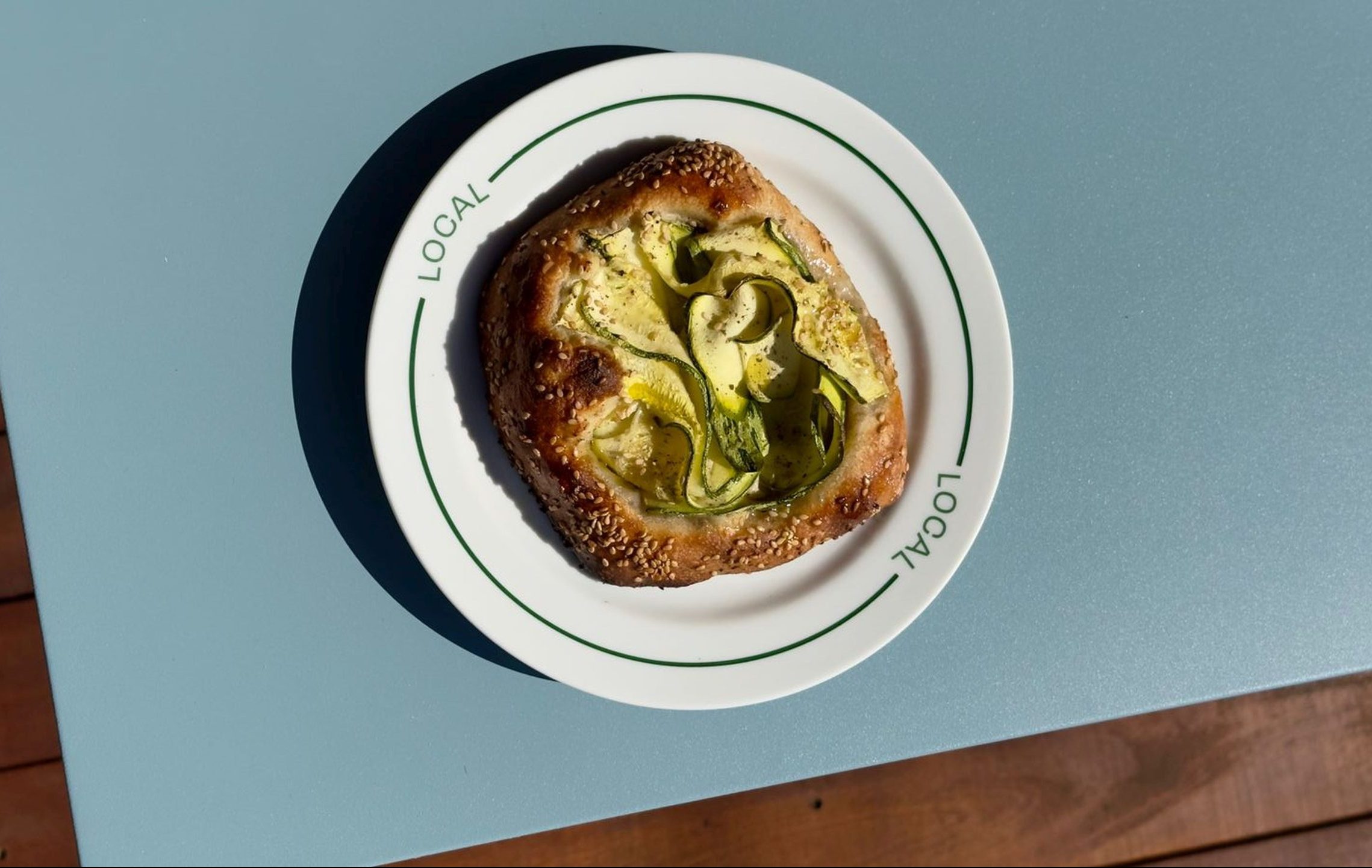 Local Pães e Cafés.