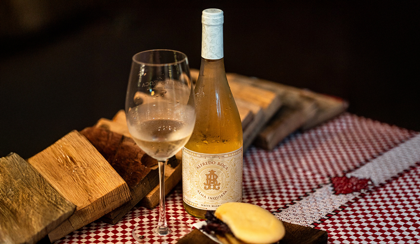 Alma Inquieta White Malbec.