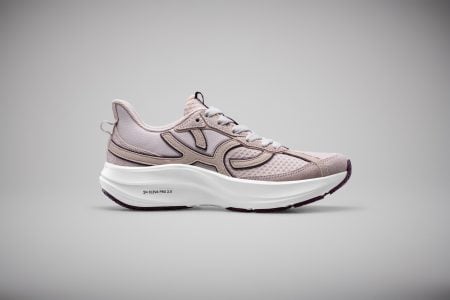 Olympikus e Authentic Feet lançam collab Corre S