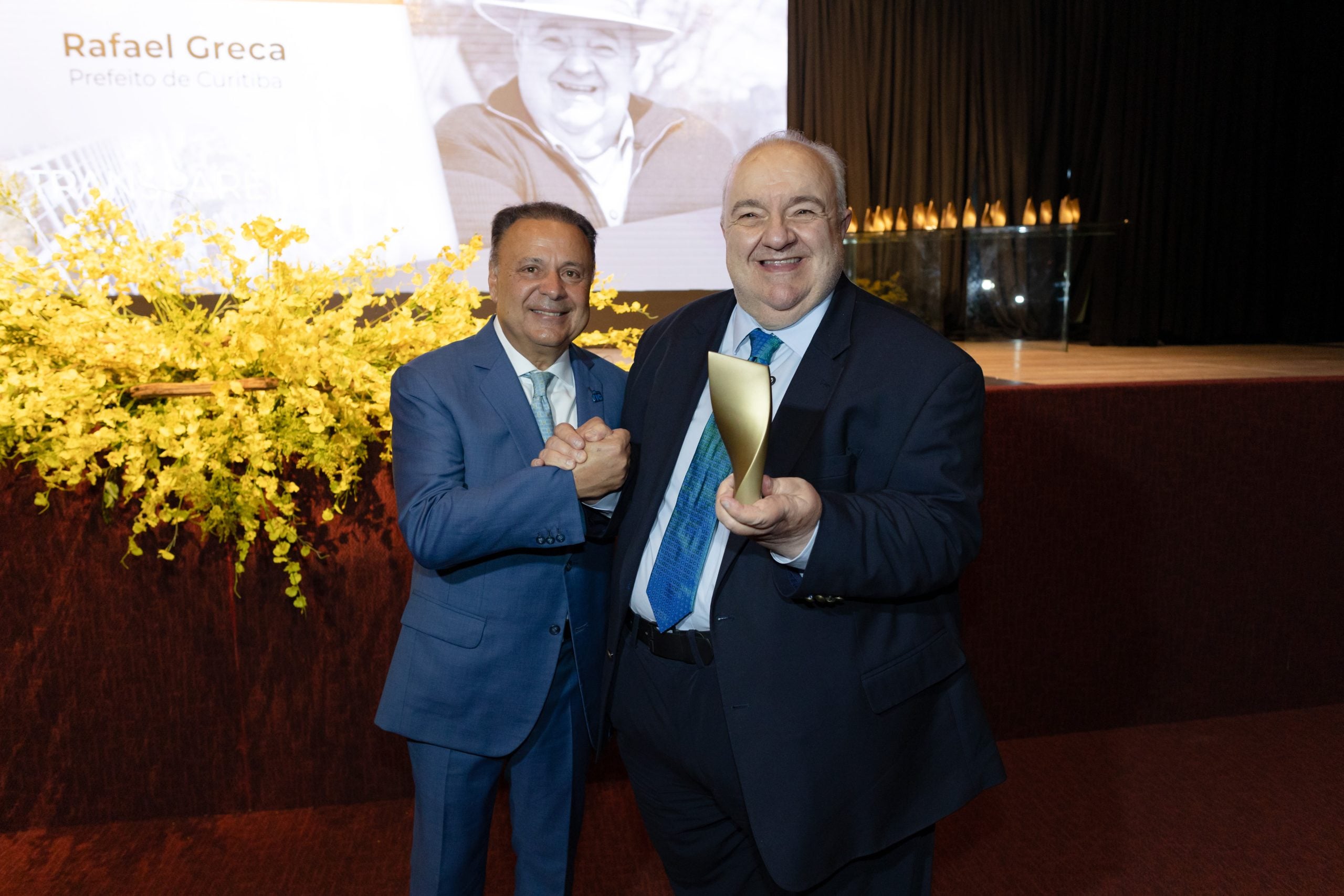 Evento acontece no Museu Oscar Niemeyer e vai premiar 28 categorias que destacam lideranças inspiradoras no estado