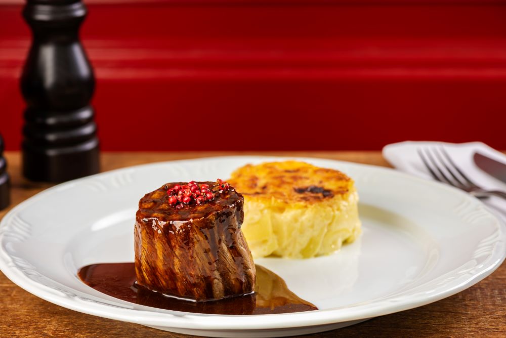 prtao branco com medalão de filé mignon